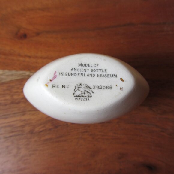 W.H. Goss crested heraldry china vintage City of Liverpool (GC085 Grace) - Picture 6 of 7